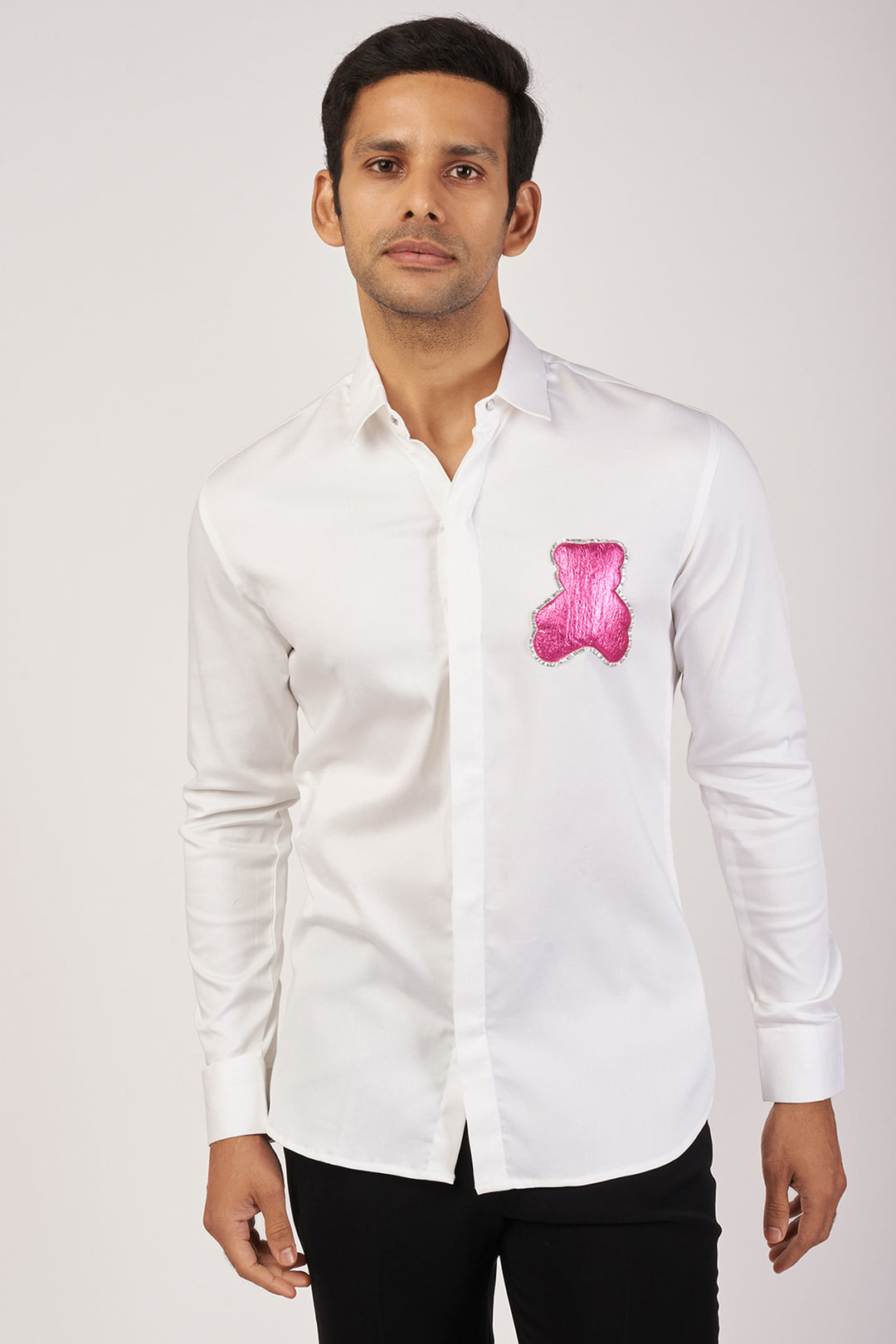 WHITE SHIRT WITH PINK TEDDY