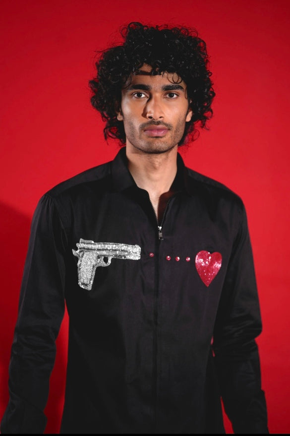 BLACK SHIRT WITH HAND EMBROIDERED HEART AND GUN