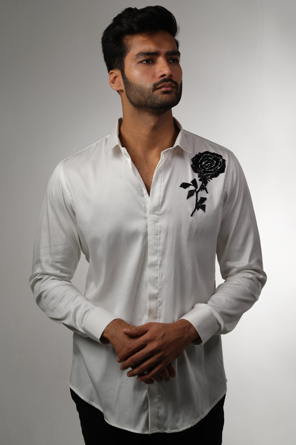 WHITE SHIRT WITH BLACK CUTDANA HAND-EMBROIDERED ROSE