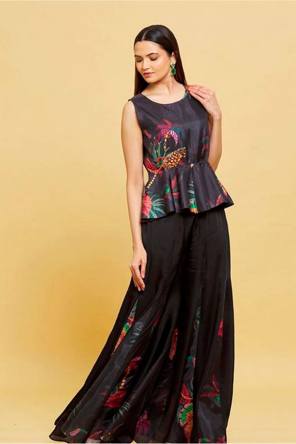 TROPICAL PRINT PEPLUM TOP WITH PANTS