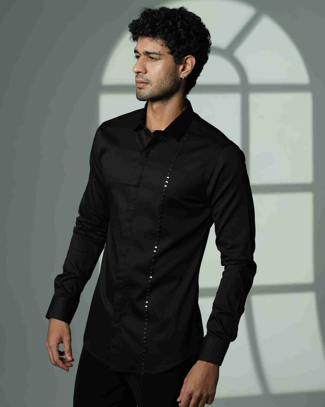 Black Shirt with Single Arrow Line