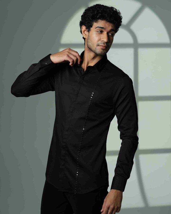 Black Shirt with Single Arrow Line