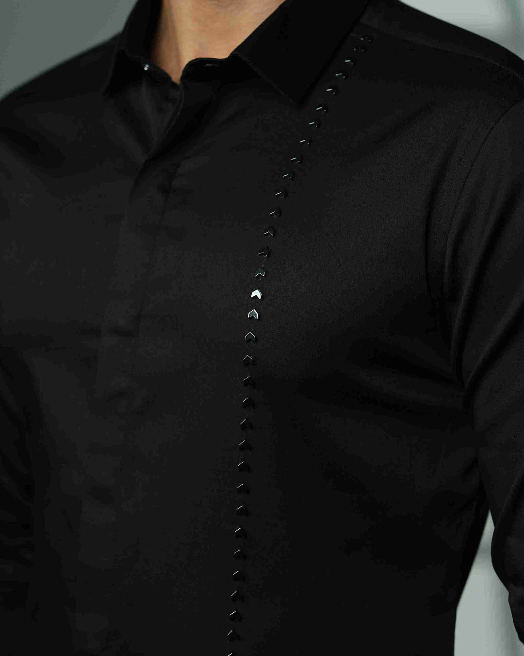 Black Shirt with Single Arrow Line
