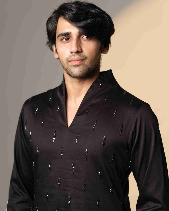 Black Kurta with Pyramid Arrow and-sally chitha work