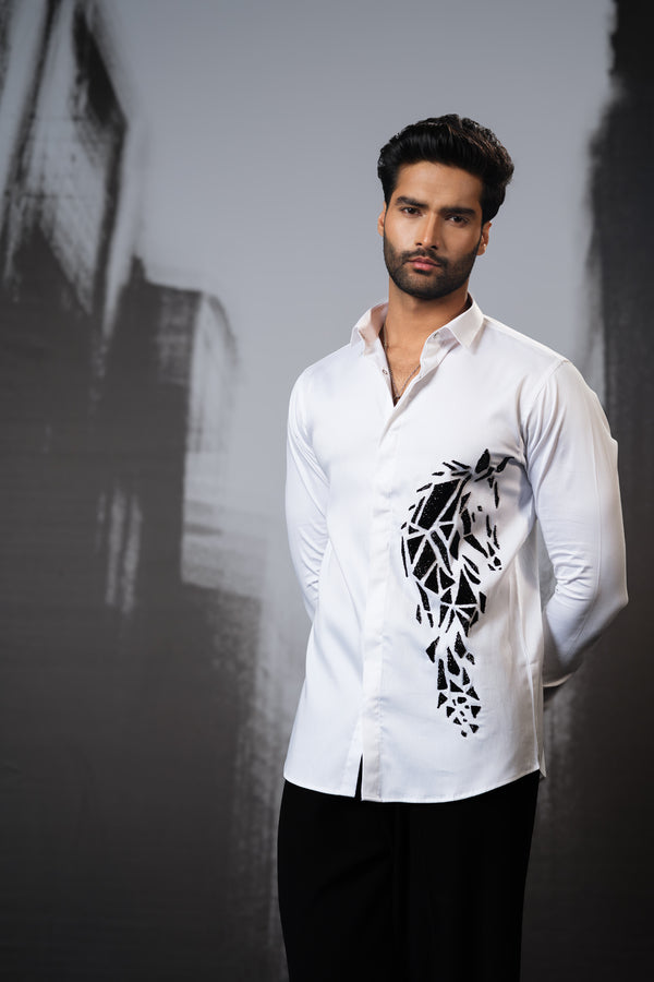 WHITE SHIRT WITH BLACK CUTDANA HAND EMBROIDERED HORSE