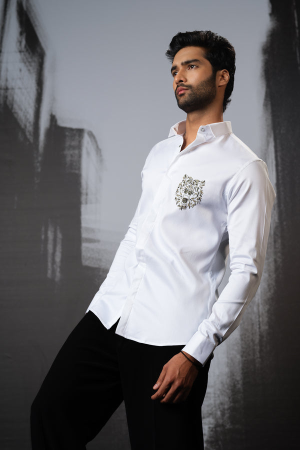 WHITE SHIRT WITH CUTDANA HAND EMBROIDERED 3D TIGER FACE POCKET SQUARE