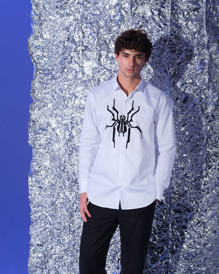 WHITE SHIRT WITH HAND EMBROIDERED BLACK CUTDANA CENTER SPIDER