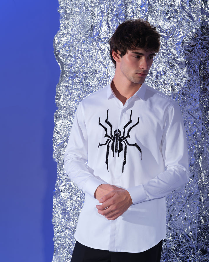 WHITE SHIRT WITH HAND EMBROIDERED BLACK CUTDANA CENTER SPIDER