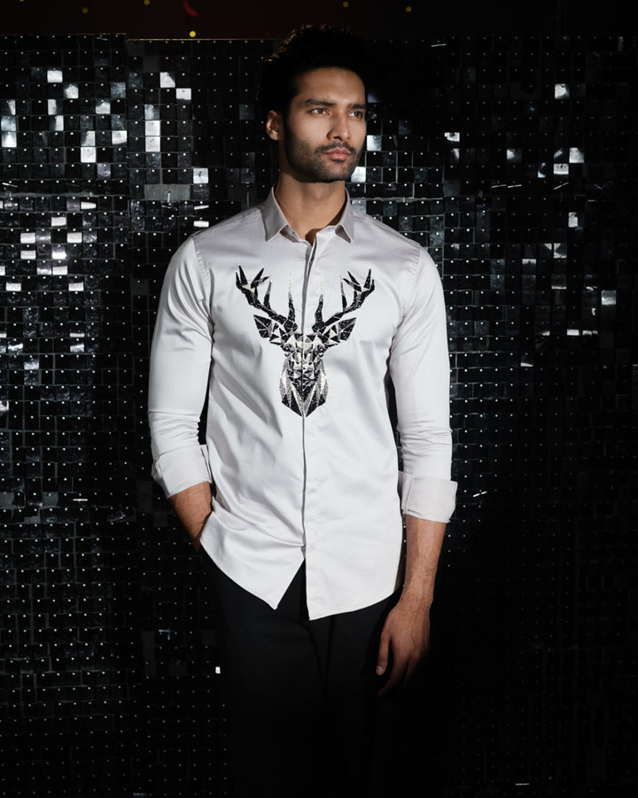 Grey shirt with hand embroided 3D Rendeer