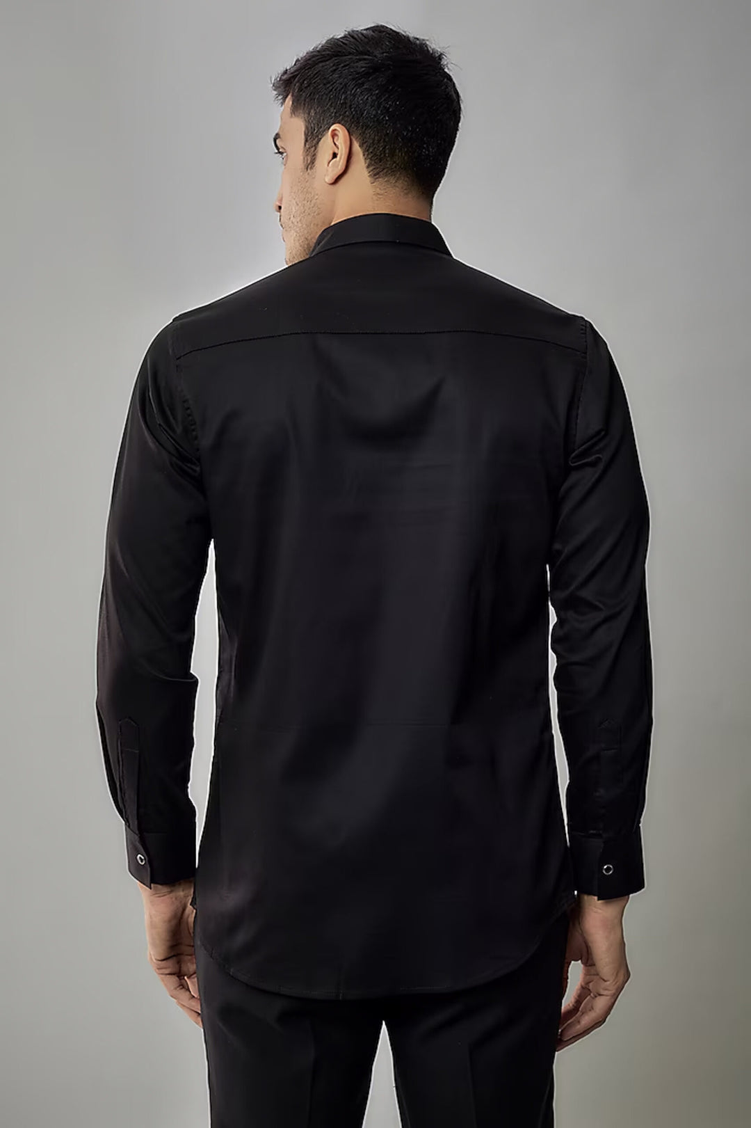 BLACK SHIRT WITH CUTDANA HAND EMBROIDERED 3D HUMAN FACE