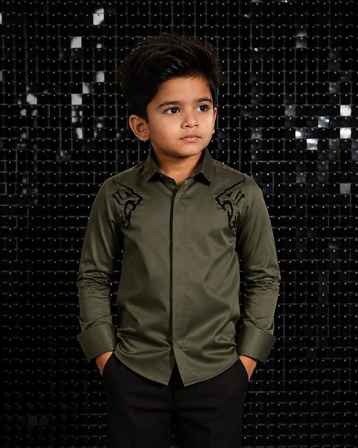 BOY OLIVE GREEN SHIRT WITH HAND EMBROIDERED  BLACK 2 SIDE PANTHER